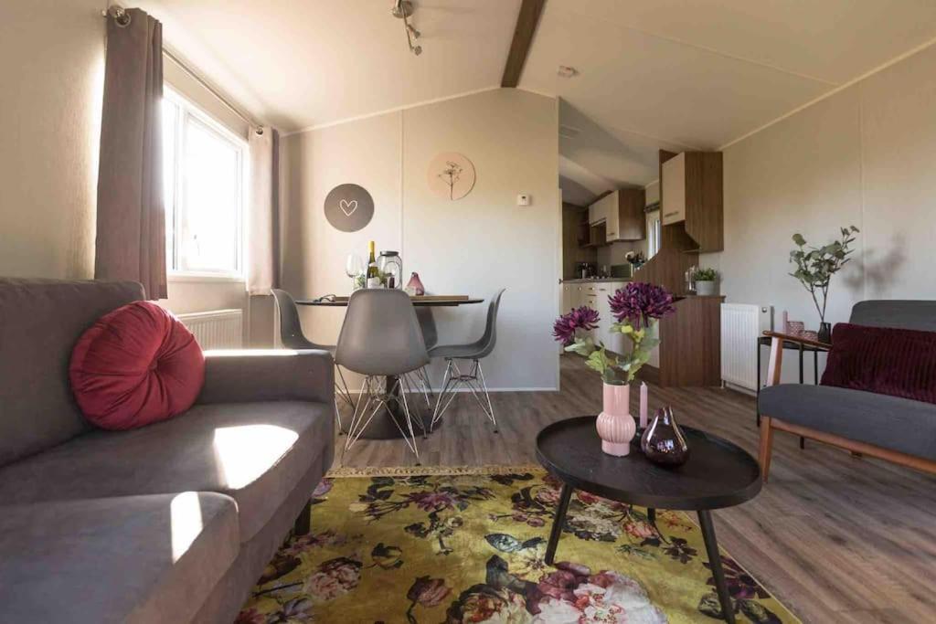 6-Persoons Chalet In Voorthuizen Op De Veluwe Villa Ngoại thất bức ảnh