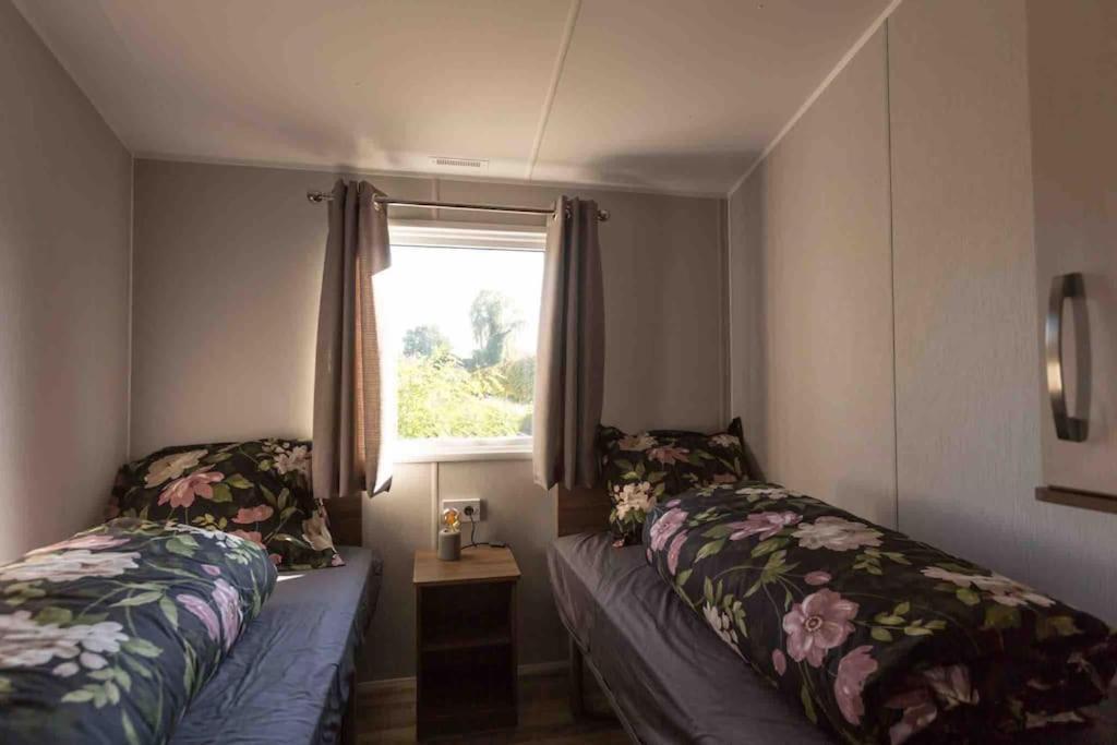 6-Persoons Chalet In Voorthuizen Op De Veluwe Villa Ngoại thất bức ảnh